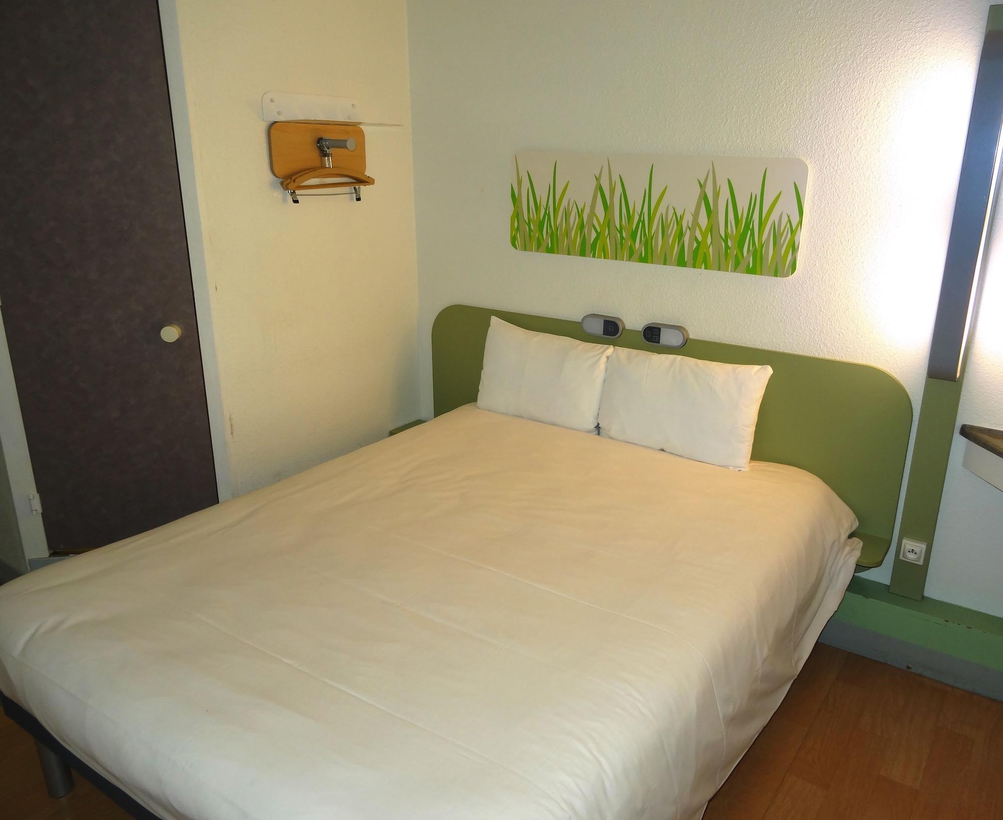 Ibis Budget Caen Centre Gare Hotel Екстериор снимка